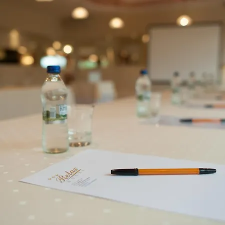 Relax מורובאנה גושלינה